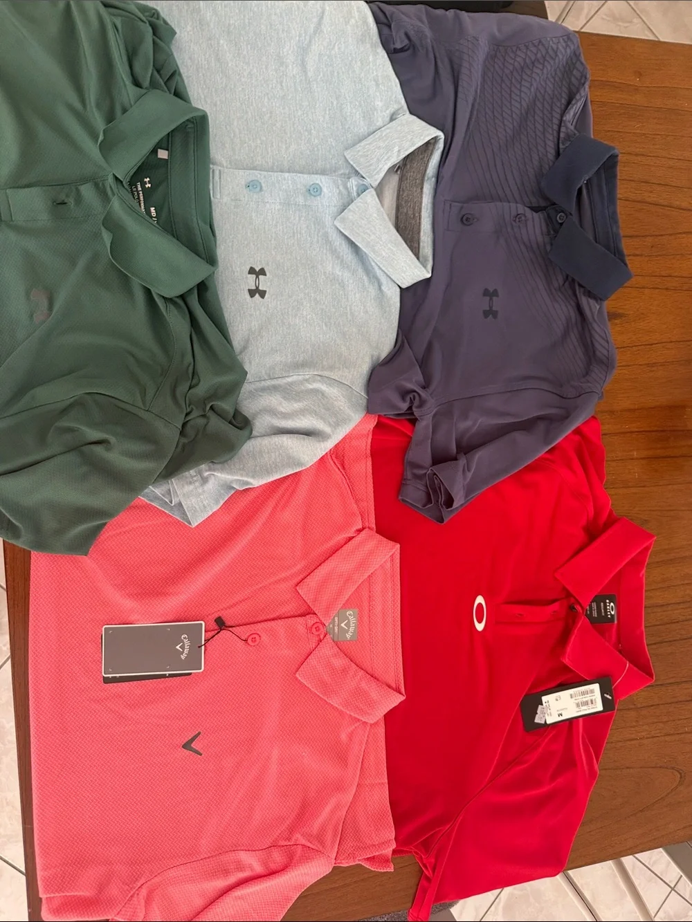 5 golf polos - Picture 1 of 3